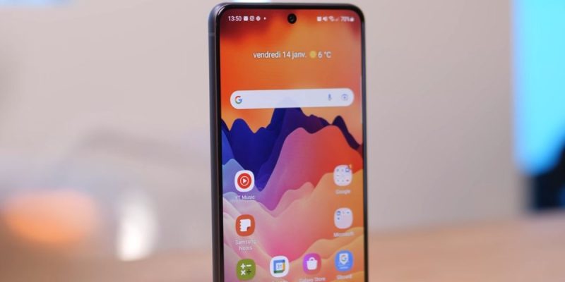 Patch sécurité Samsung augmente la consommation en veille sur Galaxy S21 FE